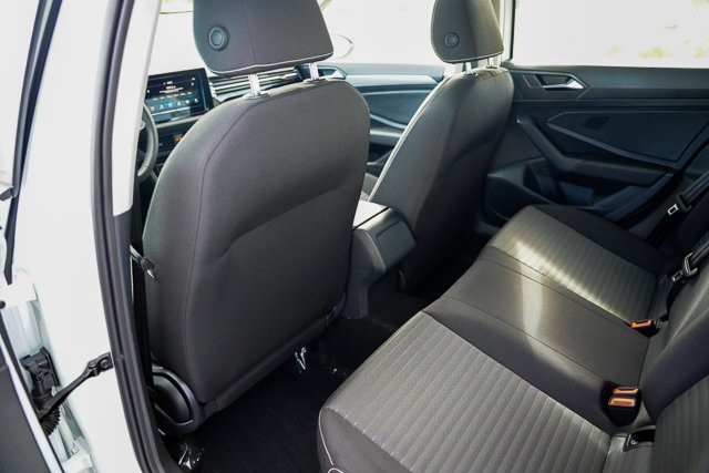 2025 Volkswagen Jetta 1.5T S photo 19