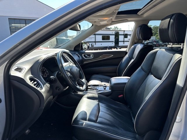 2019 Infiniti QX60 Luxe AWD photo 6
