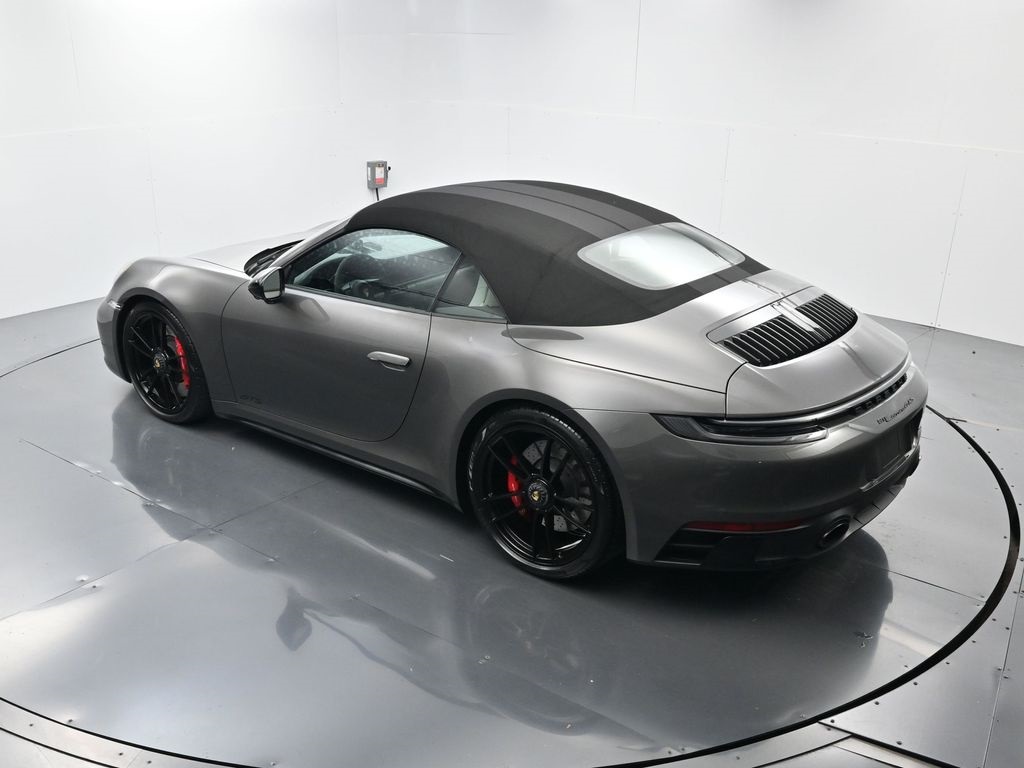 2024 Porsche 911 GTS photo 32