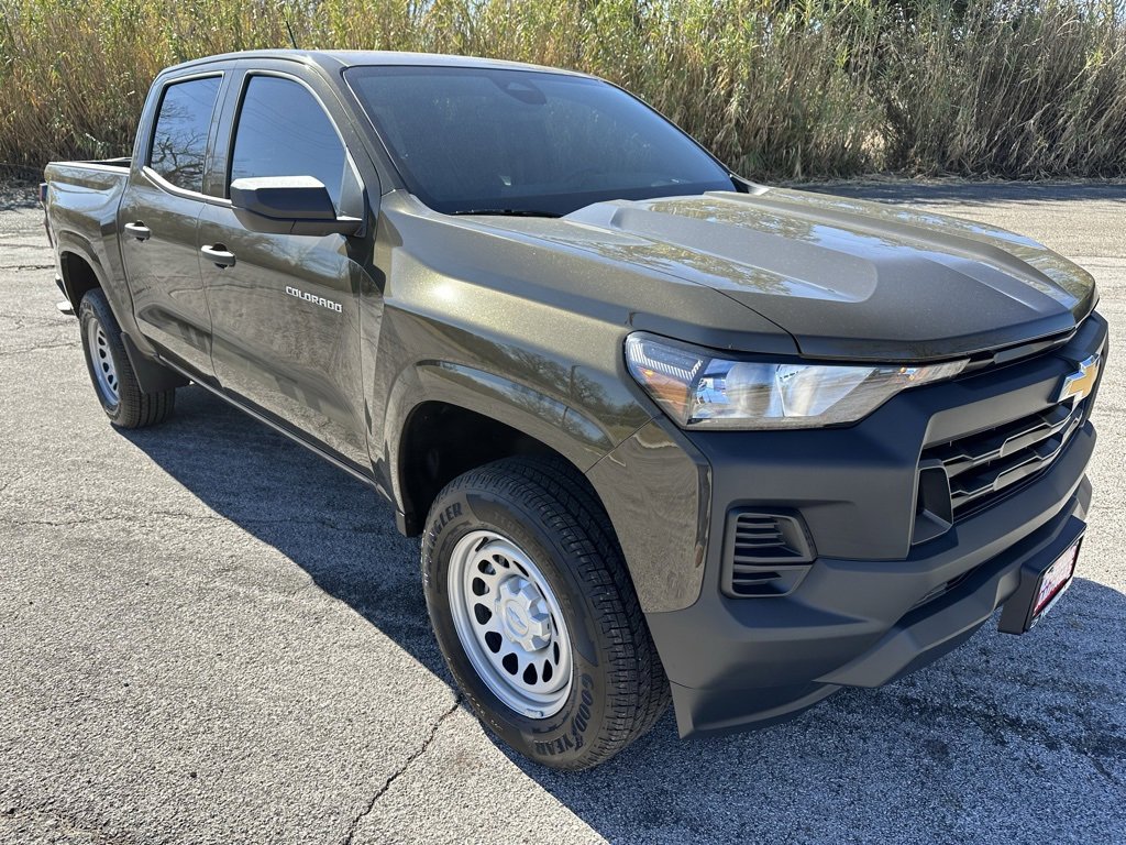 2024 Chevrolet Colorado Work Truck photo 4