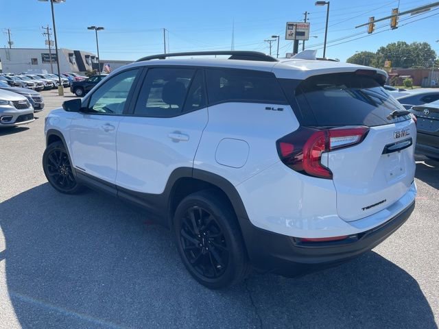 2023 Gmc Terrain SLE photo 4