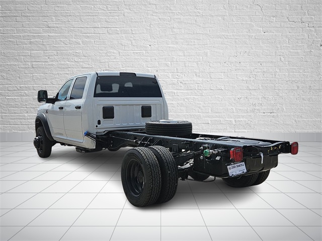 2026 Ram 5500 Tradesman photo 3