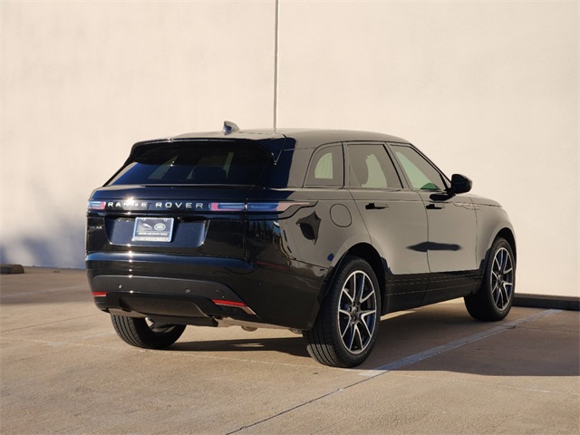 2025 Land Rover Range Rover Velar SE photo 4