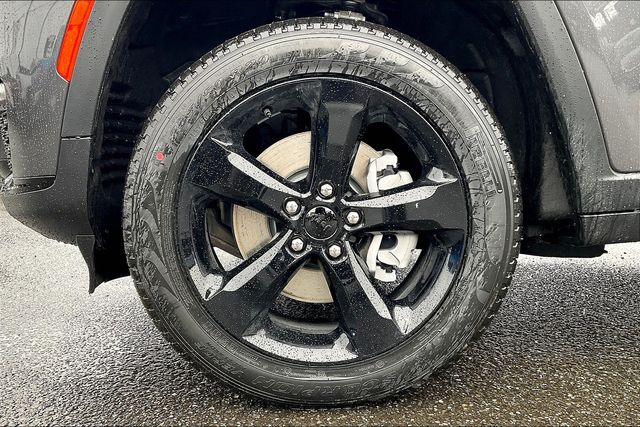 2025 Jeep Grand Cherokee Limited photo 11