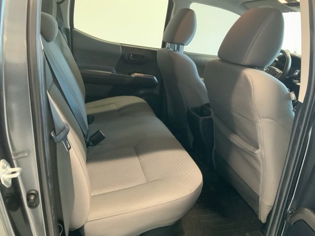 2022 Toyota Tacoma SR 4x4 photo 31