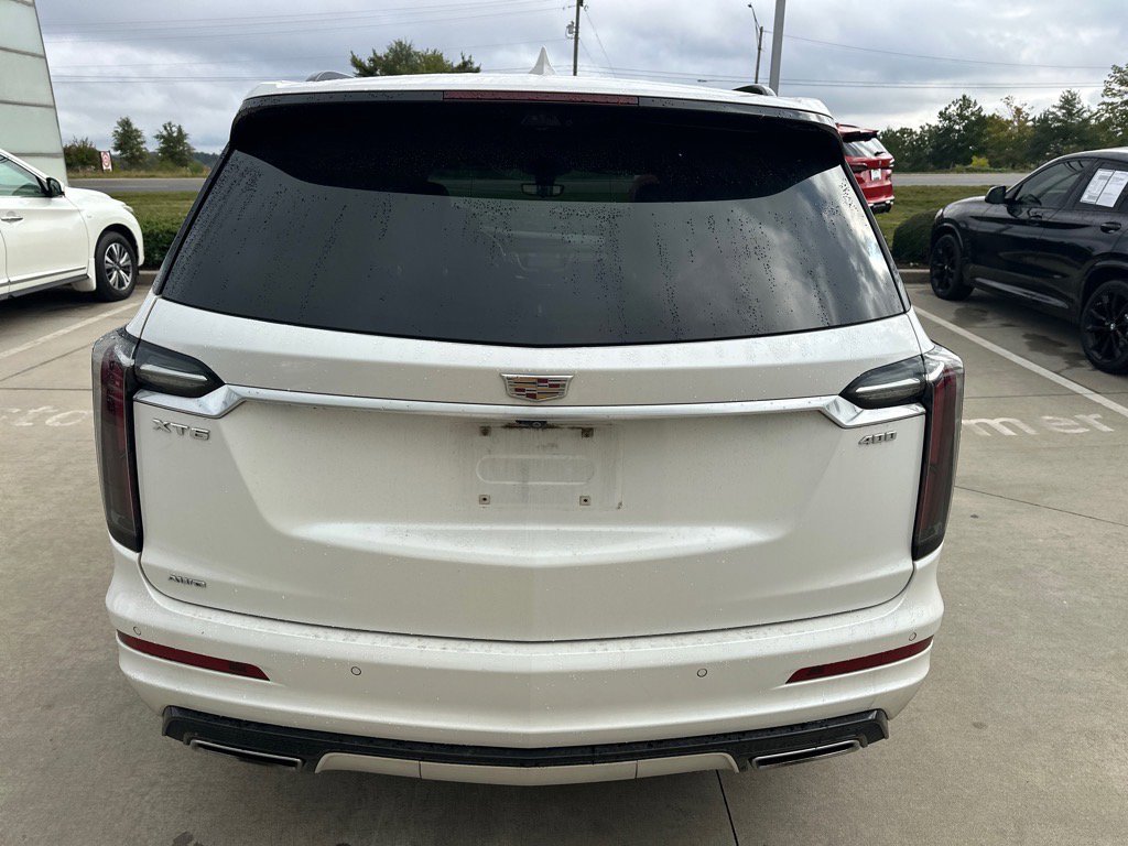 2021 Cadillac XT6 Sport photo 3