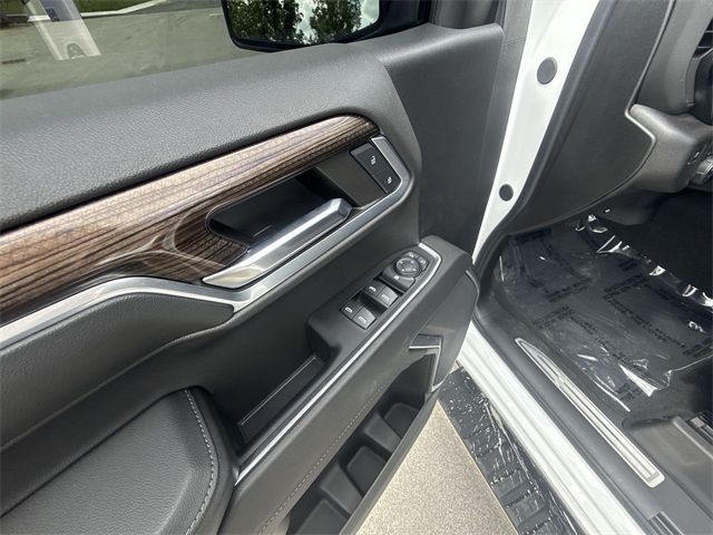 2024 Chevrolet Silverado 1500 LT photo 13