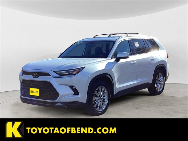 2025 Toyota Grand Highlander Platinum's photo