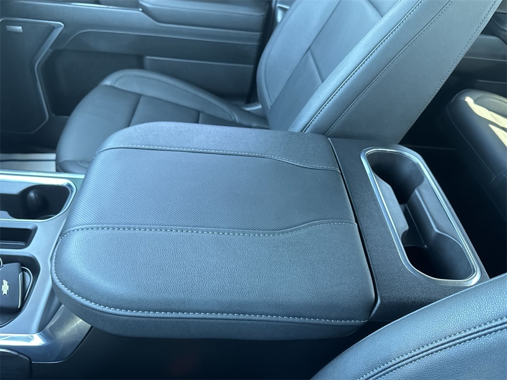 2025 Chevrolet Silverado 1500 LTZ photo 26