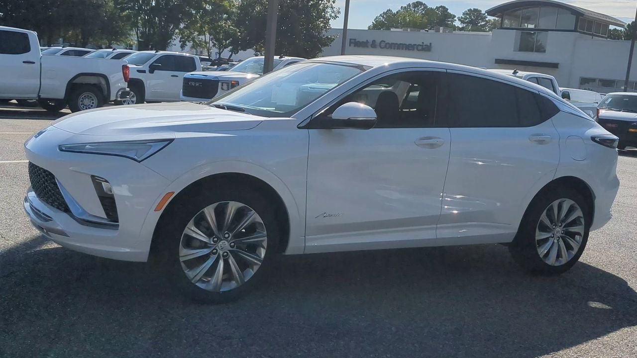 2025 Buick Envista Avenir photo 4