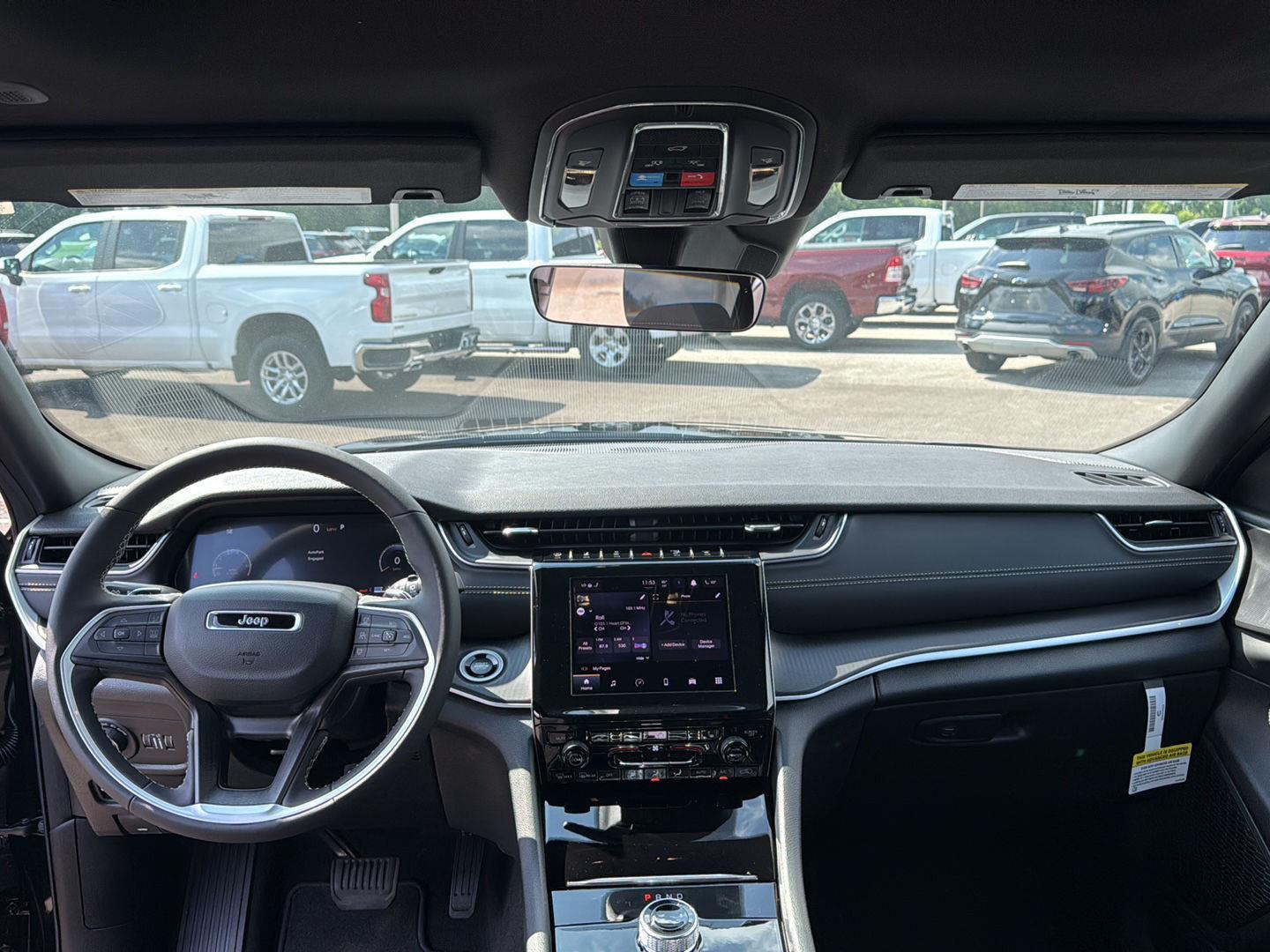 2025 Jeep Grand Cherokee Laredo X photo 5