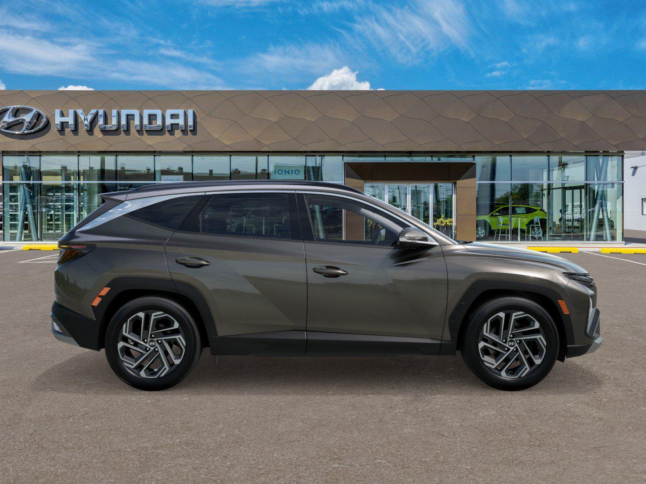 2026 Hyundai Tucson Hybrid Limited Sport photo 5