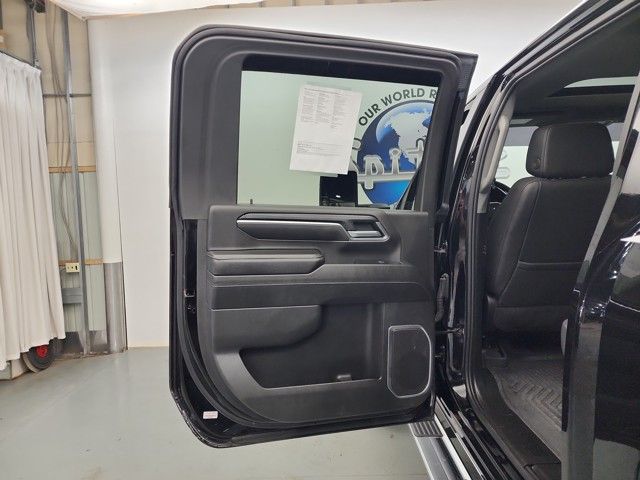 2024 Chevrolet Silverado 3500HD LT photo 20