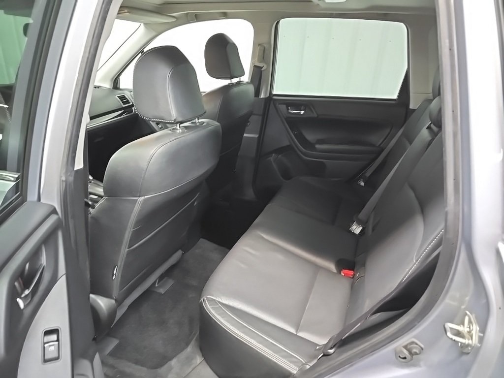 2017 Subaru Forester 2.5i Limited photo 22