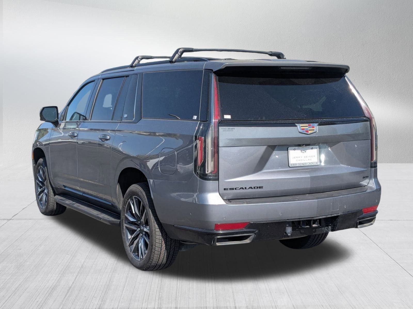 2021 Cadillac Escalade ESV Sport Platinum photo 3