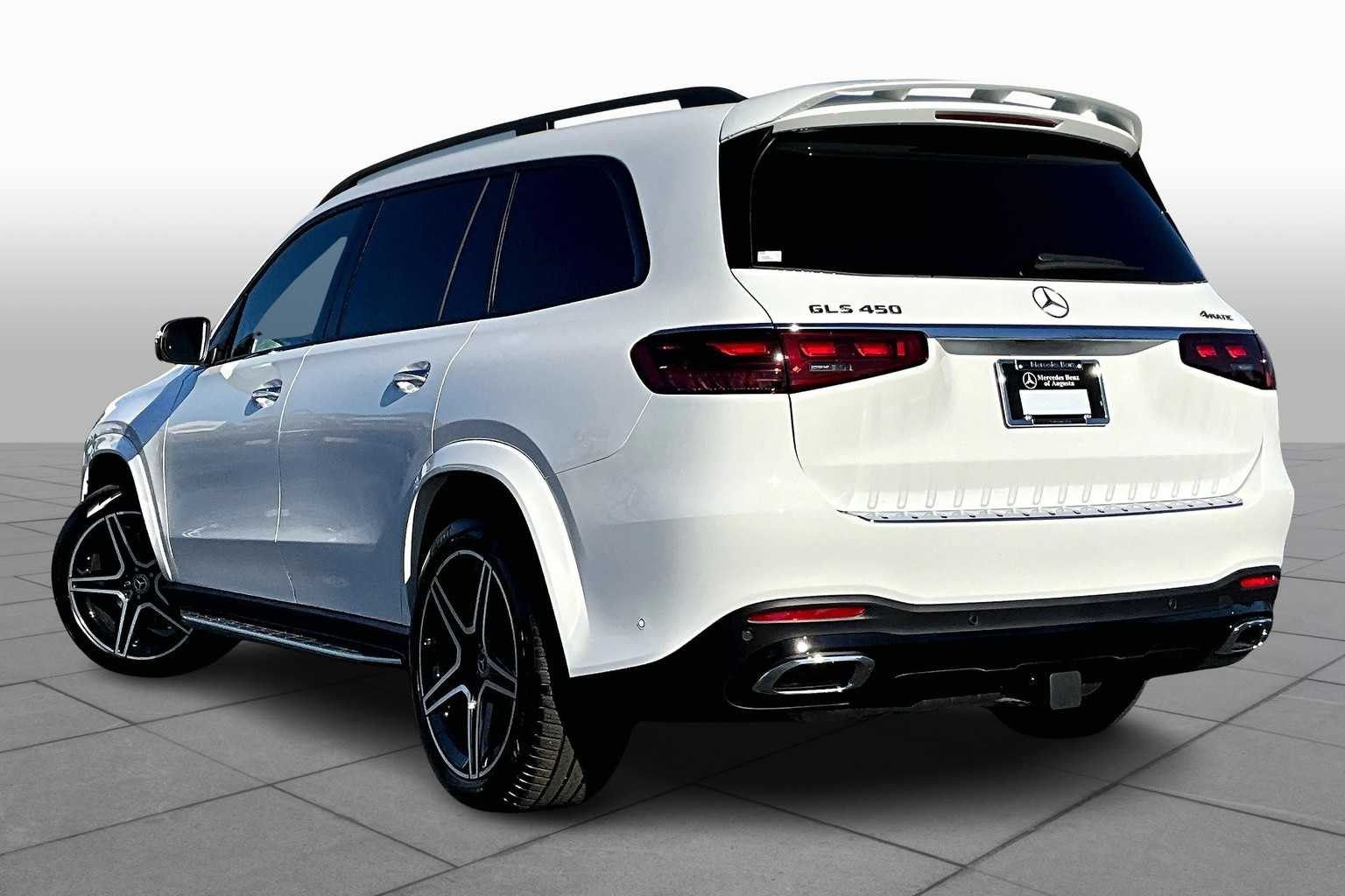 2025 Mercedes Benz GLS 450 4MATIC photo 12