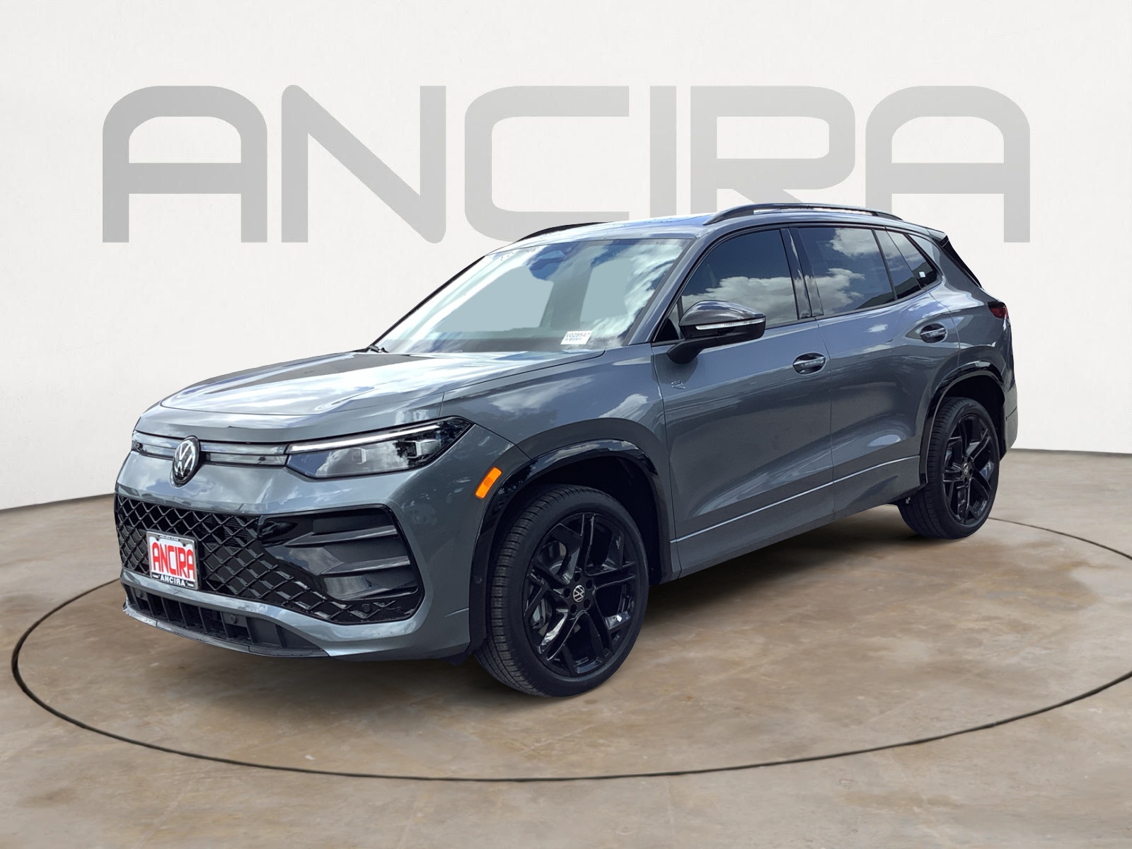 2025 Volkswagen Tiguan SE R-Line Black photo 3