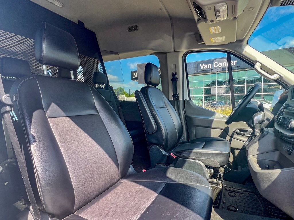 2020 Ford Transit Passenger XL photo 13