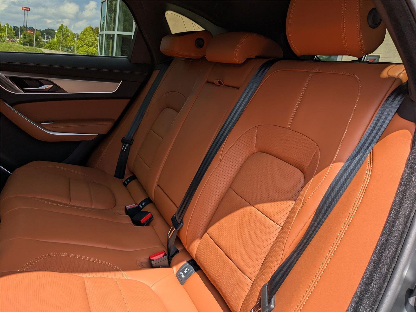 2026 Jaguar F-PACE P250 R-Dynamic S photo 28