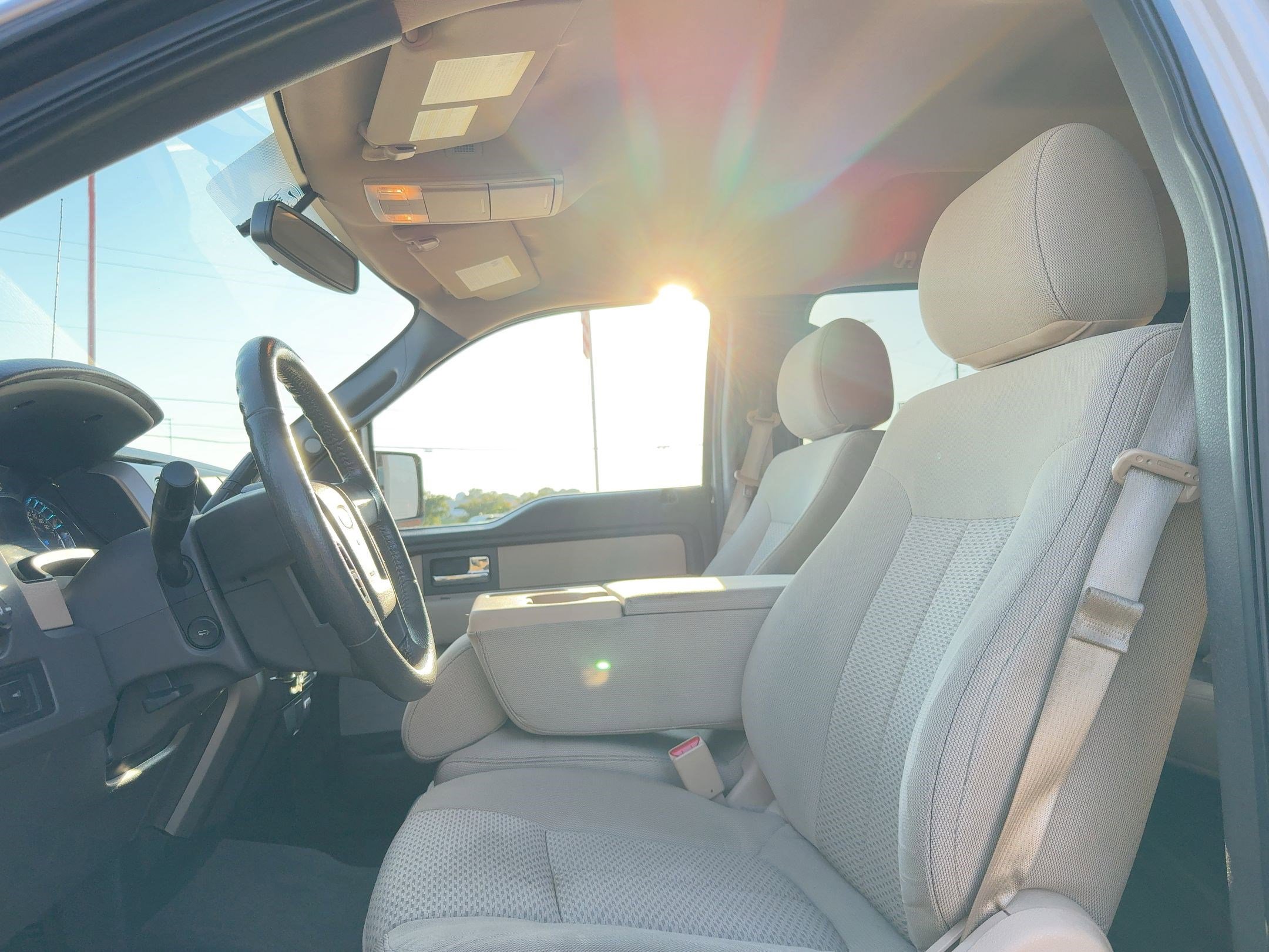 2014 Ford F-150 XLT photo 5