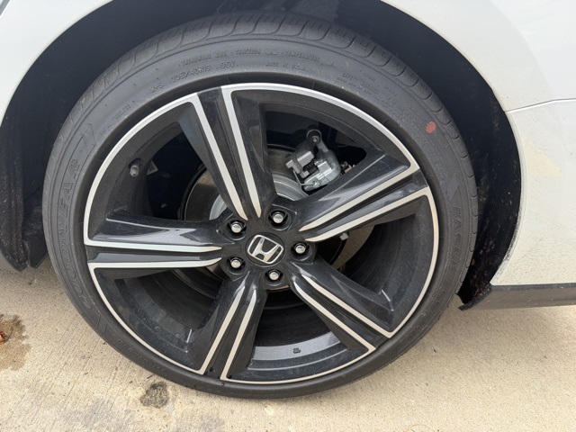 2025 Honda Accord Hybrid Sport photo 3