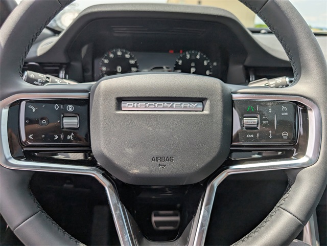2025 Land Rover Discovery Sport SE photo 5