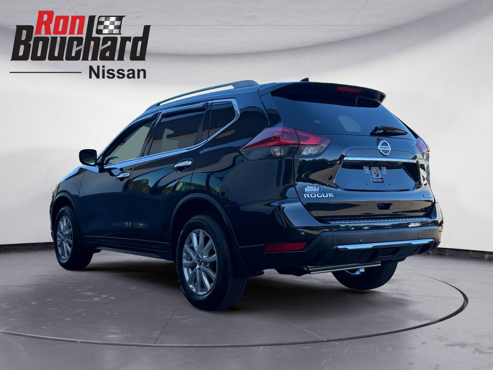 2019 Nissan Rogue SV photo 4