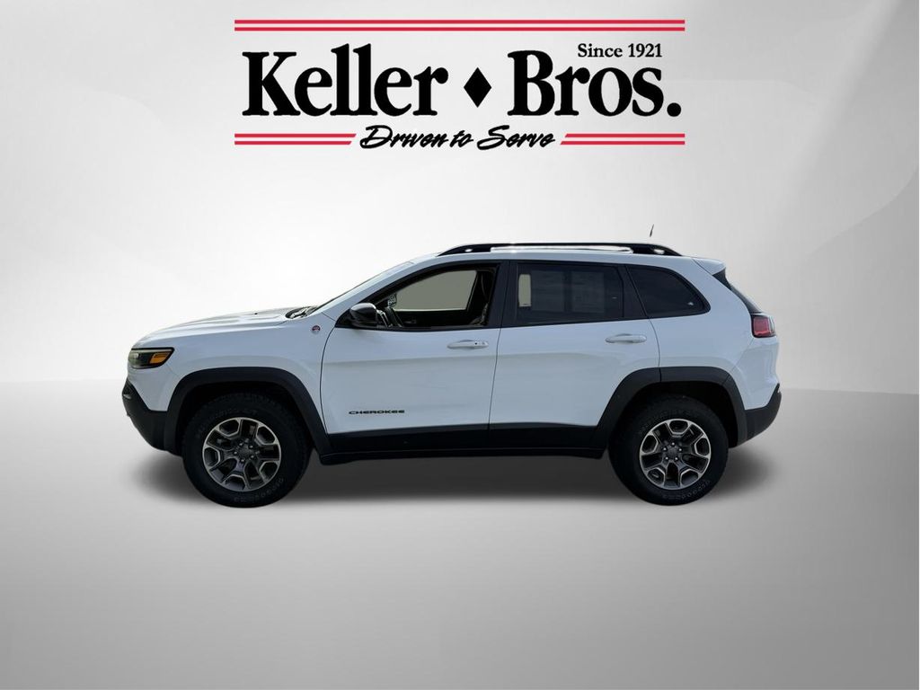 2022 Jeep Cherokee Trailhawk photo 3