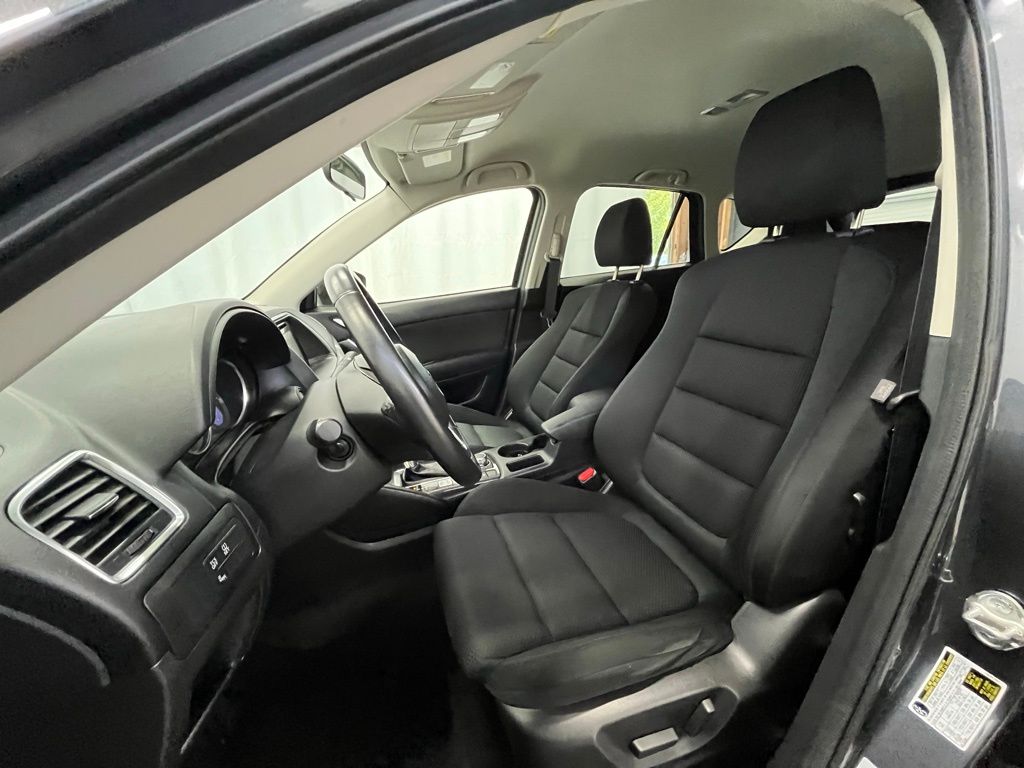 2016 Mazda CX-5 Touring photo 10