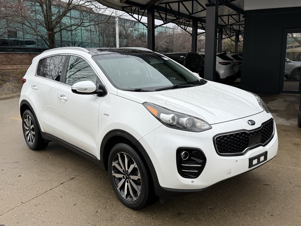 2017 Kia Sportage EX's photo