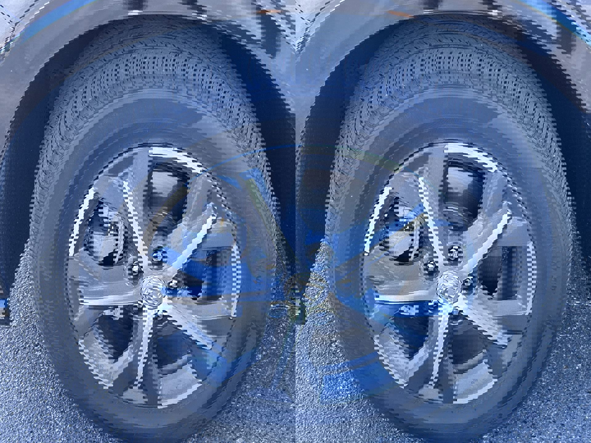 2023 Honda HR-V EX-L photo 2