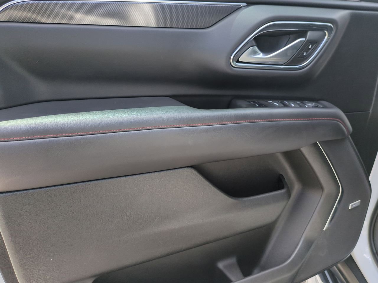 2022 Chevrolet Tahoe RST photo 19