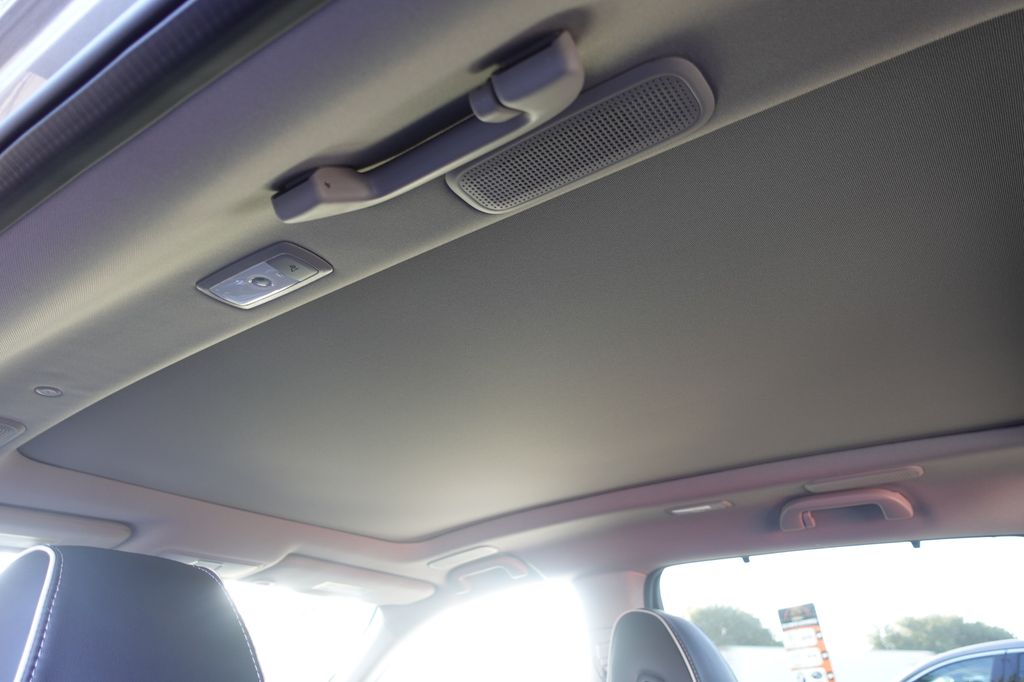 2026 Acura MDX SH-AWD Advance photo 24