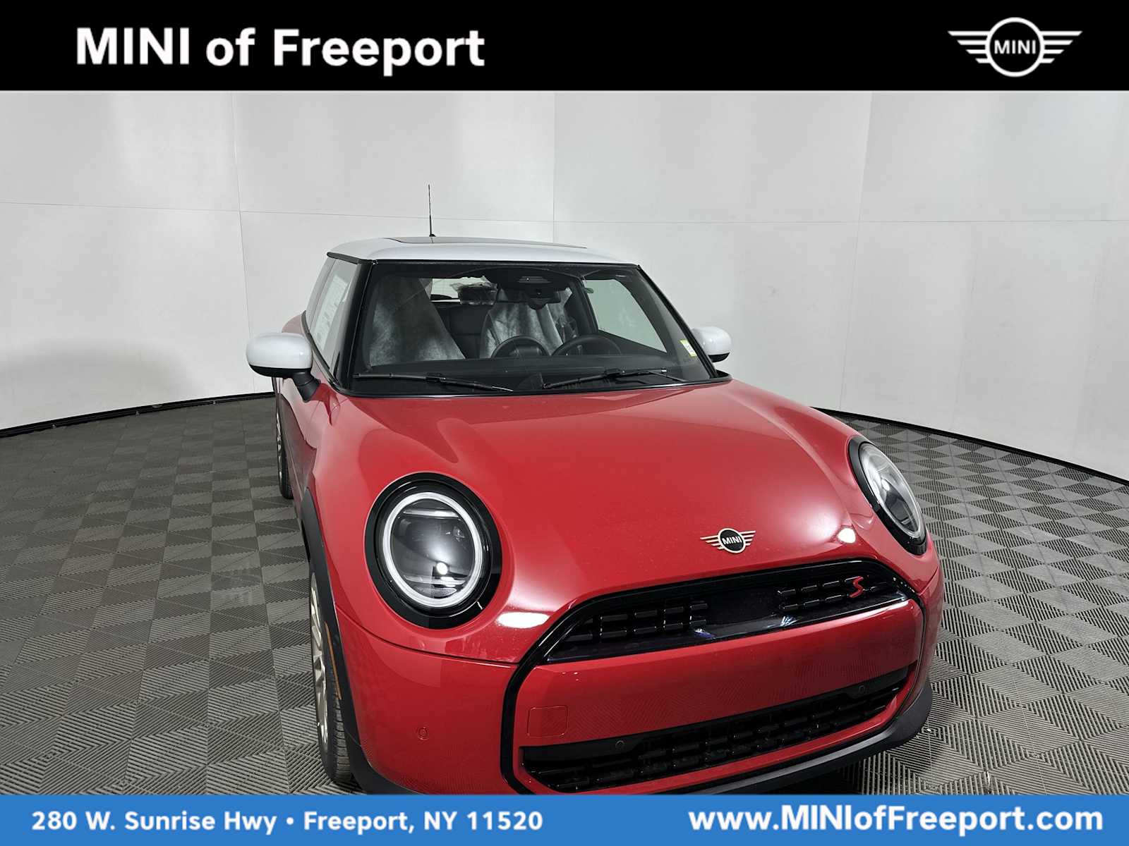 2026 MINI Hardtop 2 Door S's photo