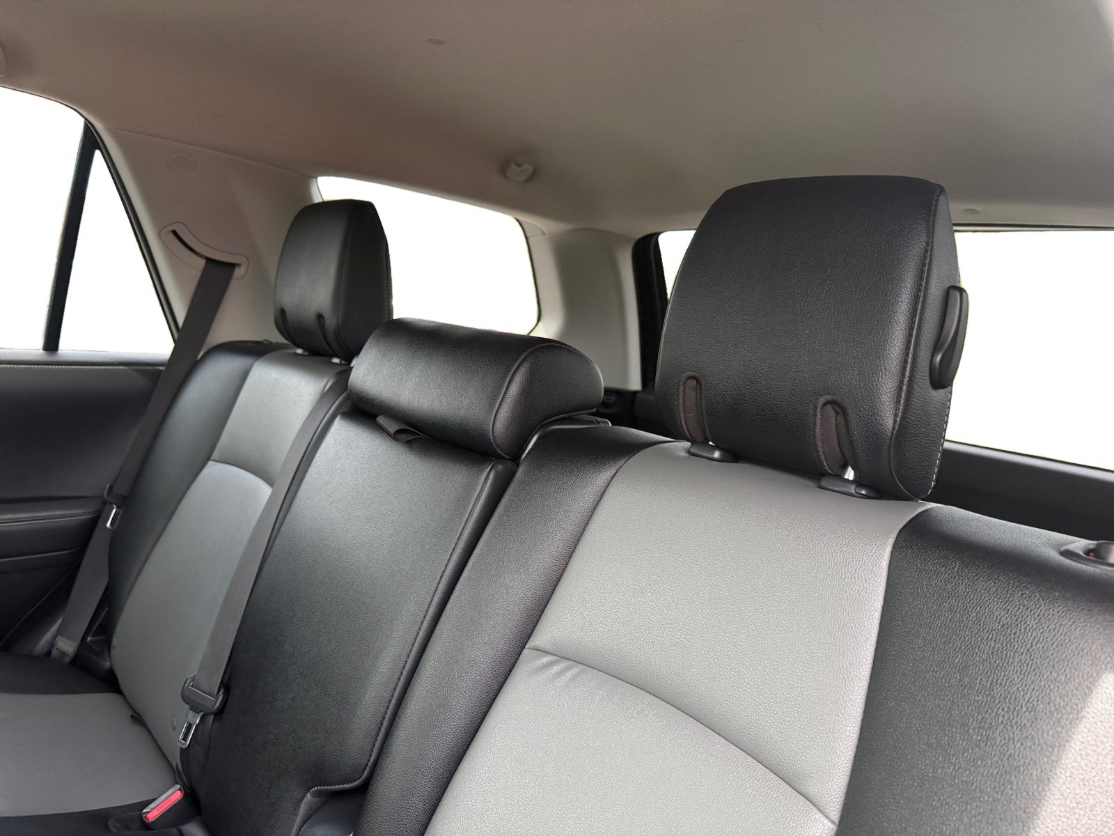 2020 Toyota 4Runner SR5 Premium photo 15