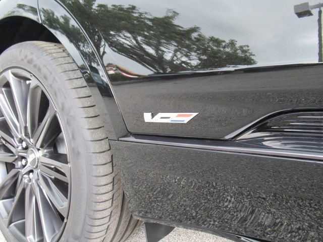 2026 Cadillac Lyriq photo 8