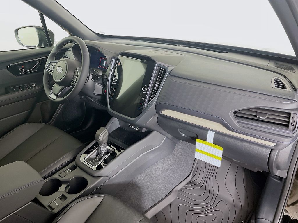 2025 Subaru Forester Limited photo 26