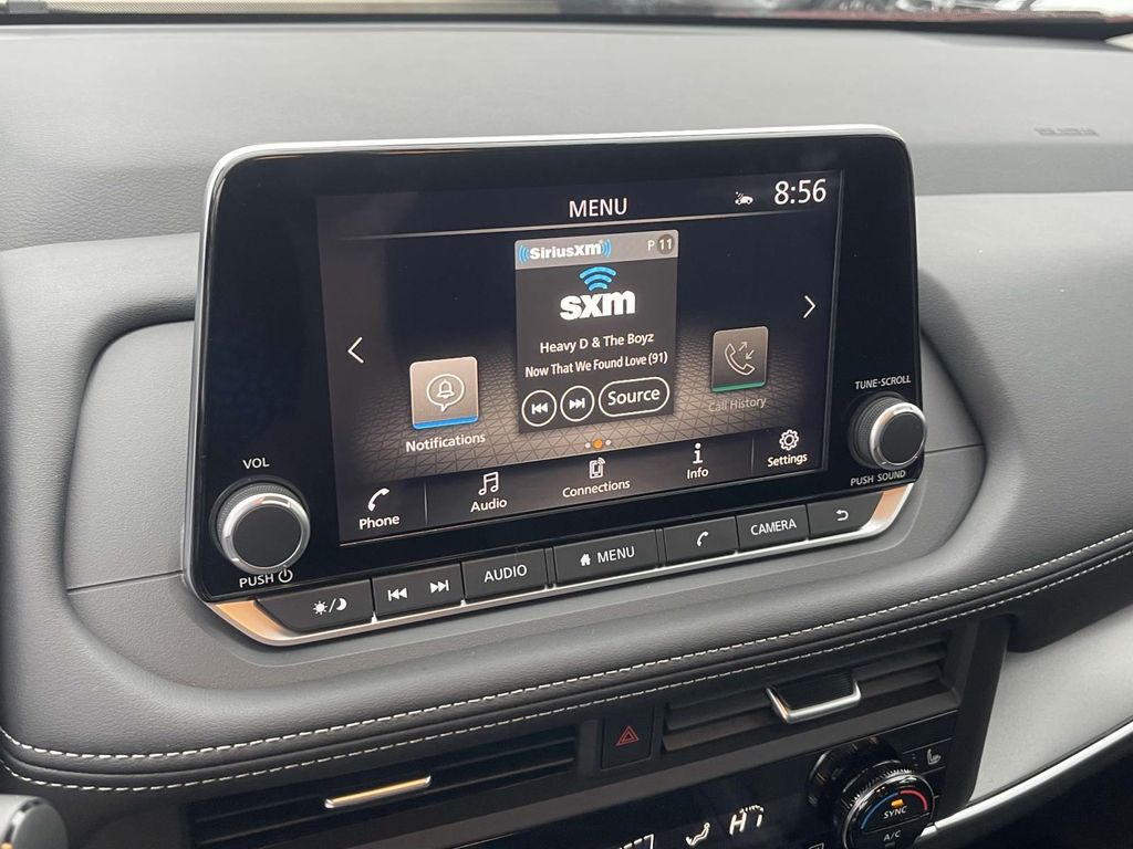 2026 Nissan Rogue SV photo 20