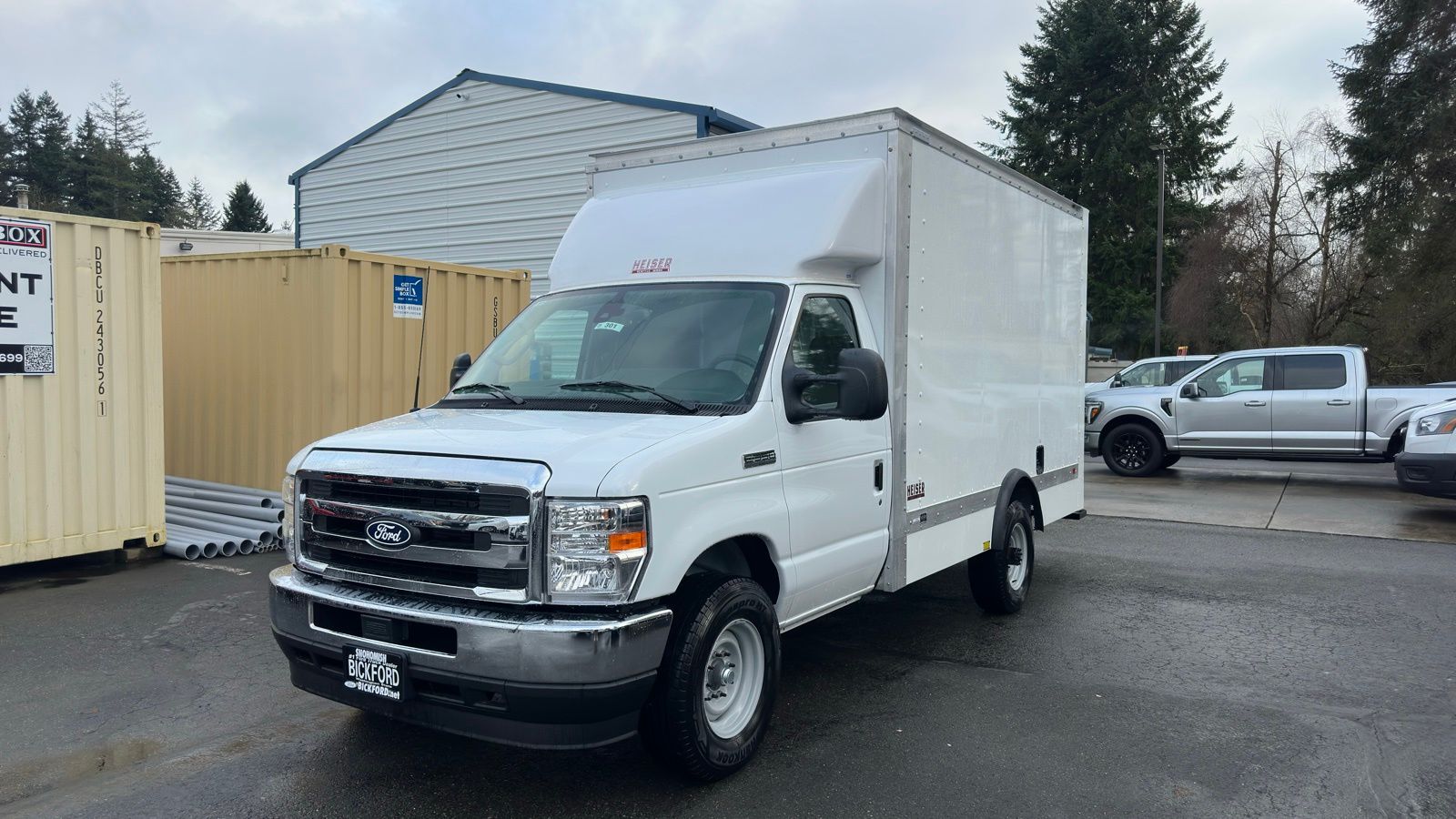 2026 Ford E-Series Base's photo