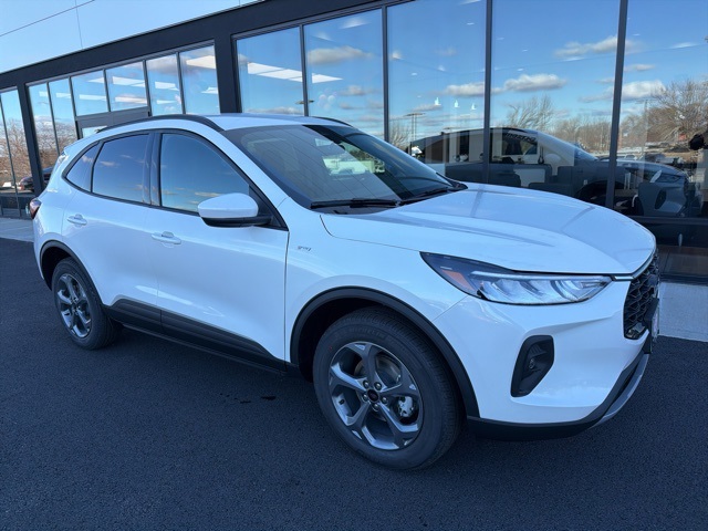 2026 Ford Escape ST-Line Select's photo