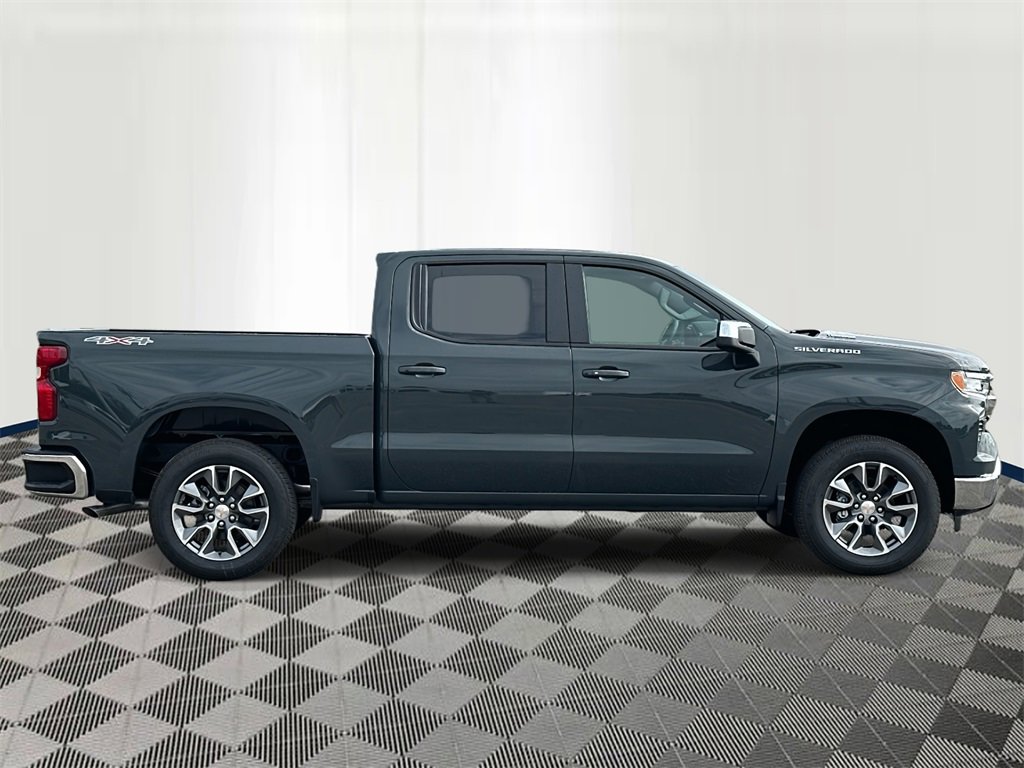 2025 Chevrolet Silverado 1500 LT photo 6