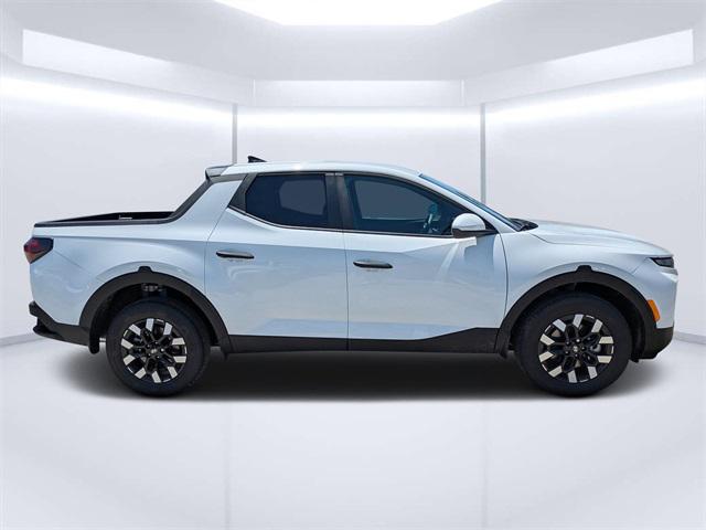 2025 Hyundai Santa Cruz SE photo 2