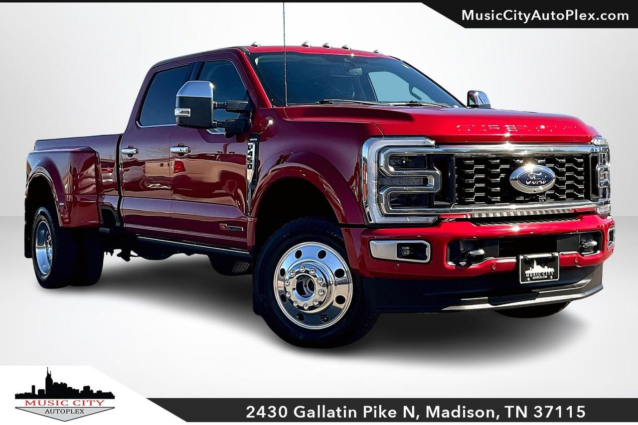 2024 Ford F-450 Super Duty Limited's photo