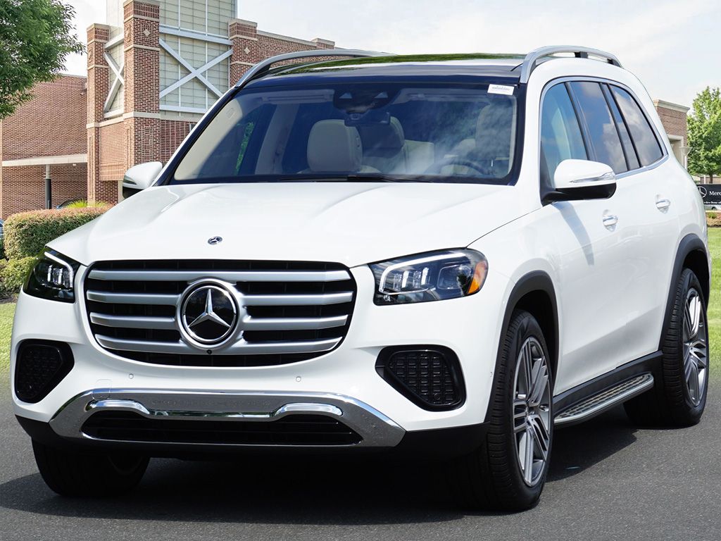 2025 Mercedes Benz GLS 450 4MATIC photo 4