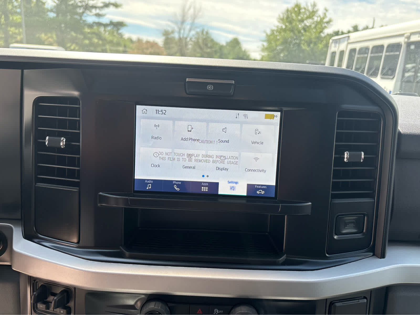 2025 Ford F-350 Super Duty Chassis Cab XLT - Photo 29