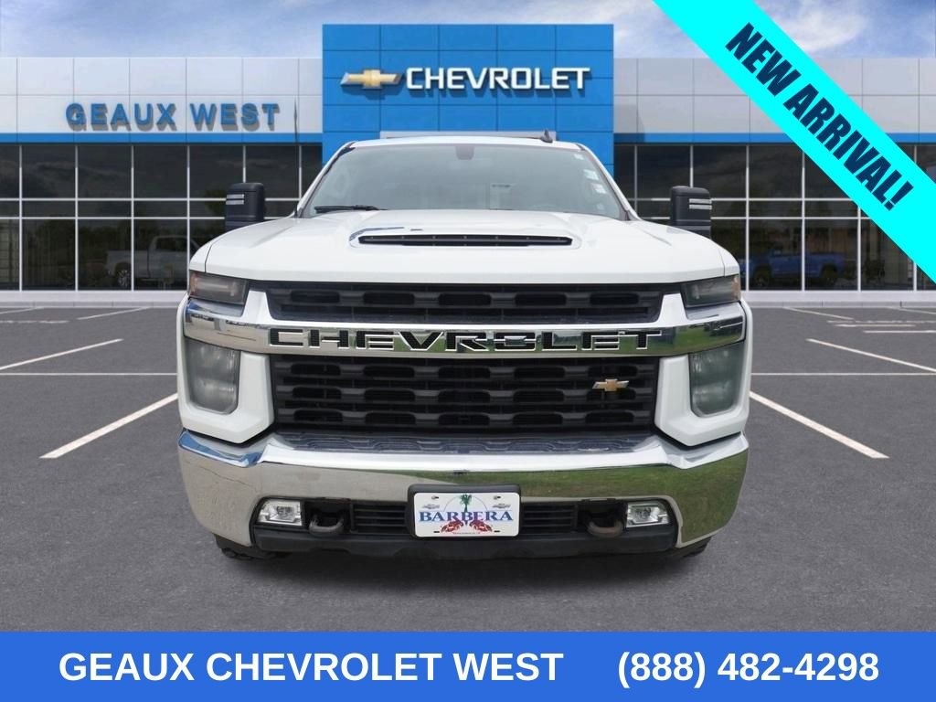 2022 Chevrolet Silverado 3500HD LT photo 2