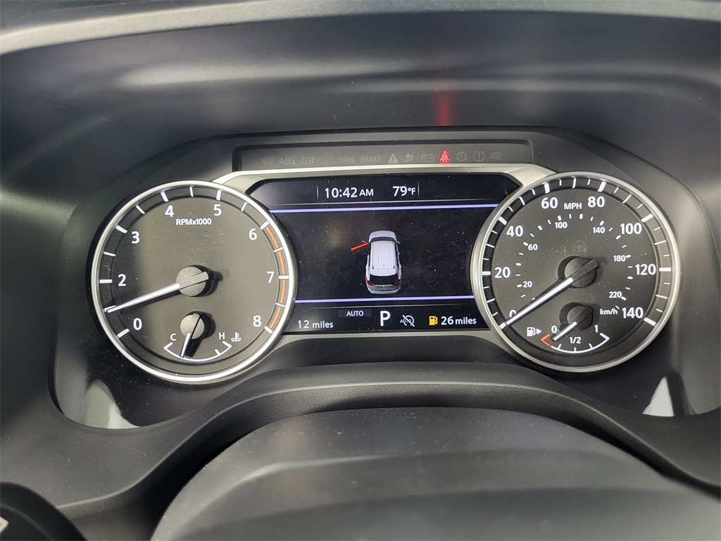 2025 Nissan Rogue SV photo 14