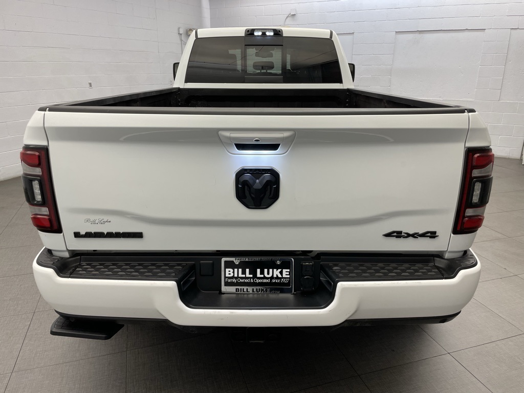 2024 Ram 3500 Laramie photo 4