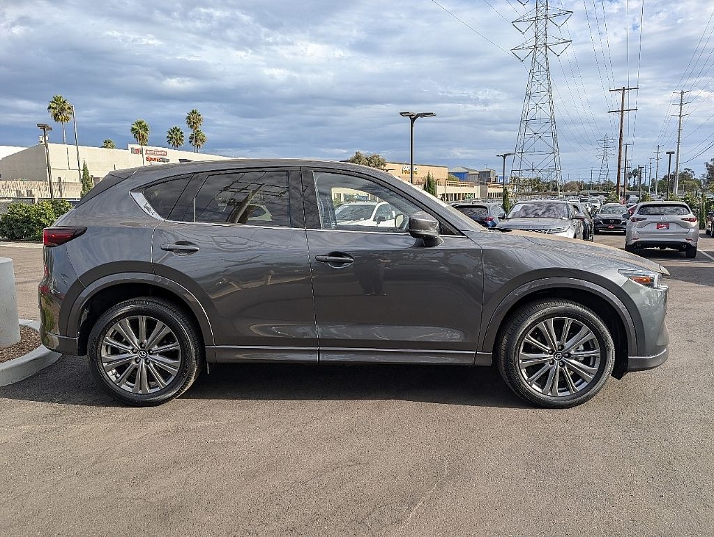 2025 Mazda CX-5 2.5 Turbo Signature photo 4