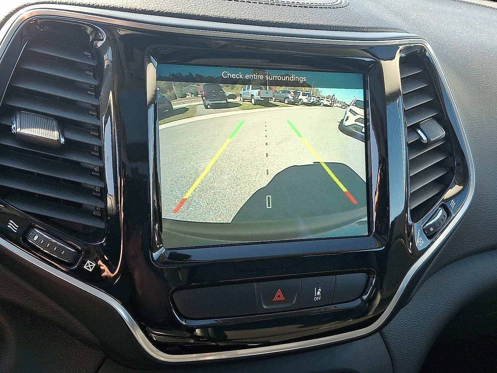2022 Jeep Cherokee Limited photo 19